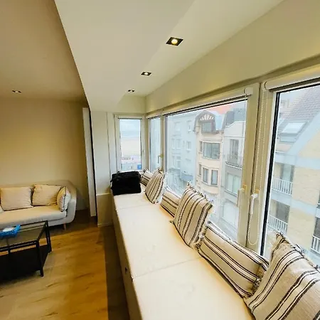Hip En Lichtrijk Appartement Vlakbij Het Strand Knokke-Heist Exterior foto